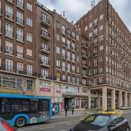 Ultra Luxy Budapeszt